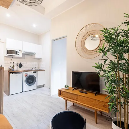 Appartement Le Petit Jean- Pres Gare Et Tram - Supermarches - Wifi - Nice