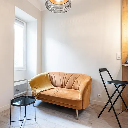 Le Petit Jean- Pres Gare Et Tram - Supermarches - Wifi - Appartement Nice